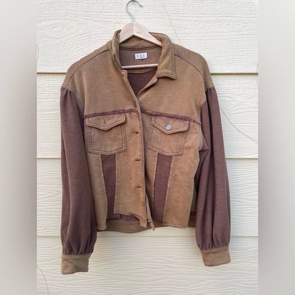 POL Tops - 🌵POL brown button down